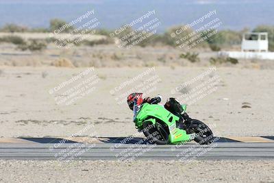 media/Dec-07-2025-CVMA (Sun) [[3e7d2de5dc]]/Race 9-Formula UL Shootout/